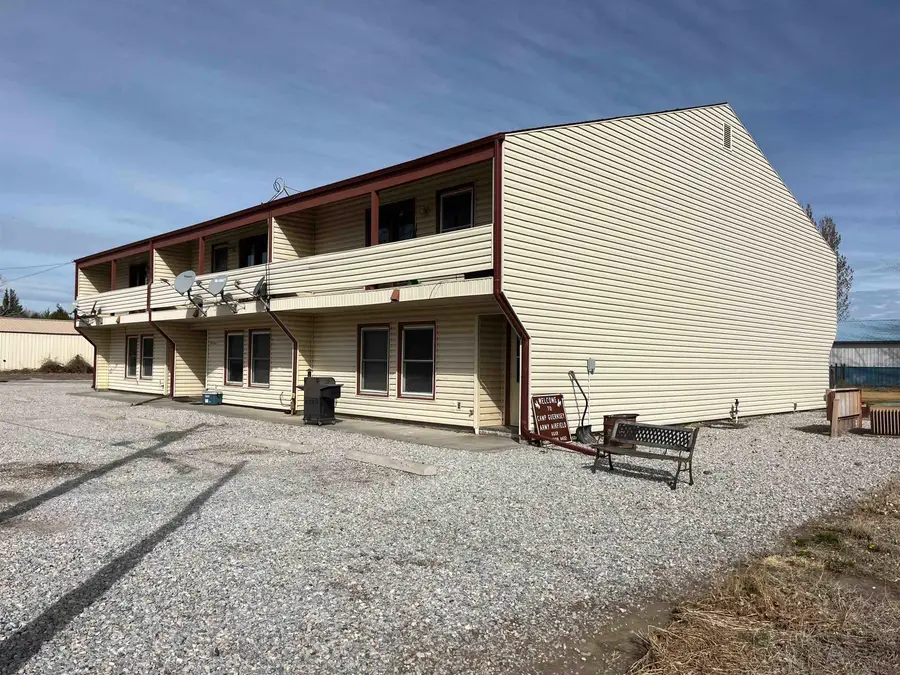 701 W Laramie St, Guernsey, WY 82214 - #2