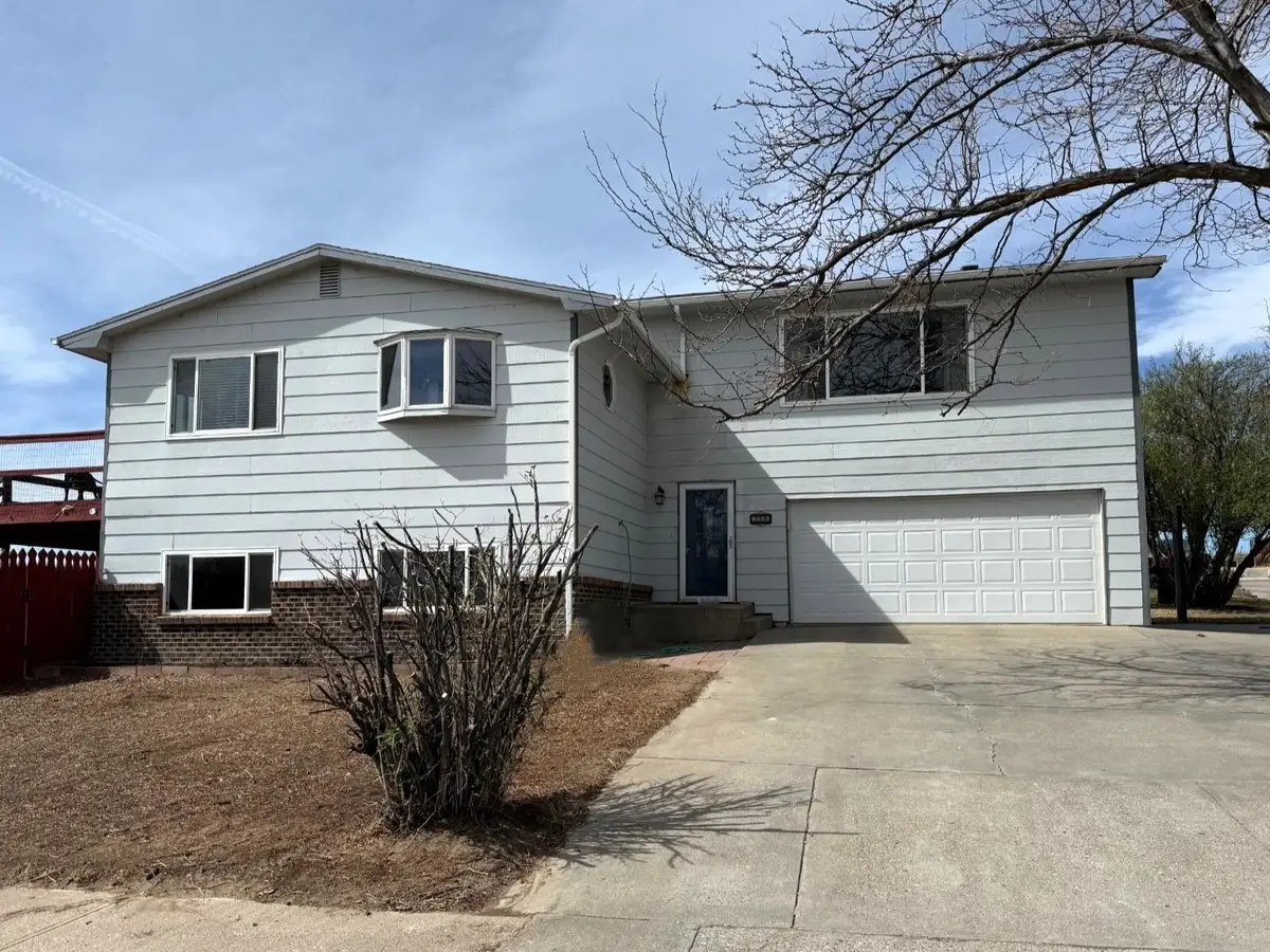 2405 Fertig Dr, Wheatland, WY 82201 - #1