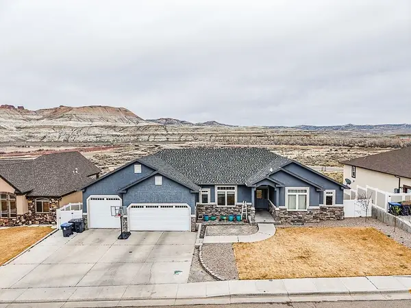 2340 Alexandra Cir, Green River, WY 82935