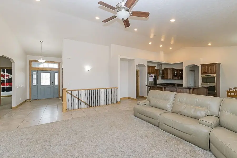 2340 Alexandra Cir, Green River, WY 82935 - #3