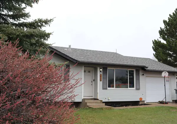 412 Herschler Avenue, Evanston, WY 82930-5409