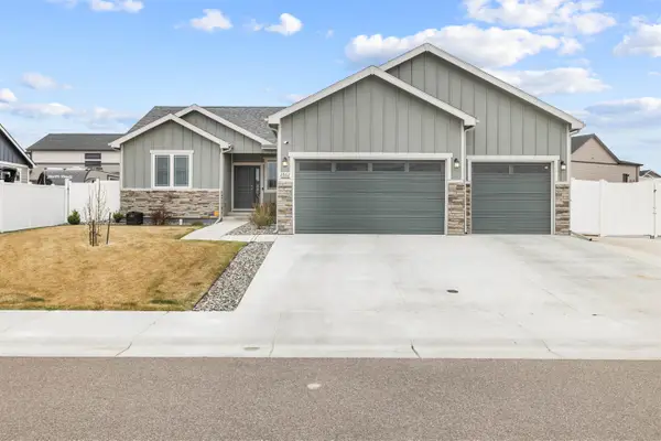 2862 Heathrow Avenue, Casper, WY 82609