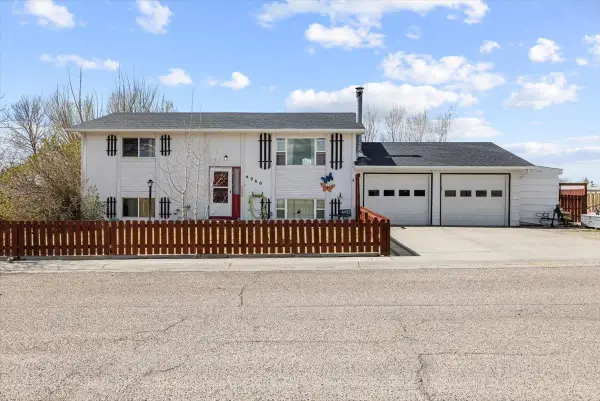 4960 Bel Vista Drive, Bar Nunn, WY 82601