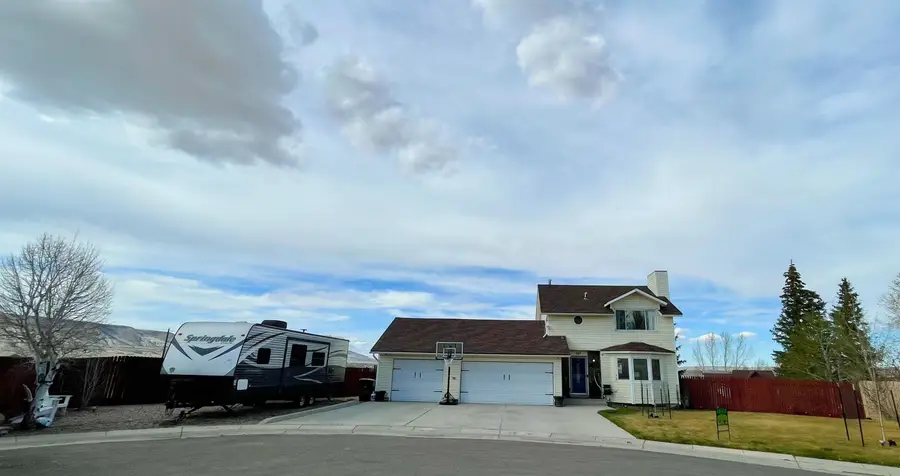 527 Stratton Circle, Rock Springs, WY 82901 - #2