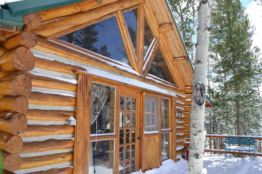 565 Wapiti, Robertson, WY 82944 - #2