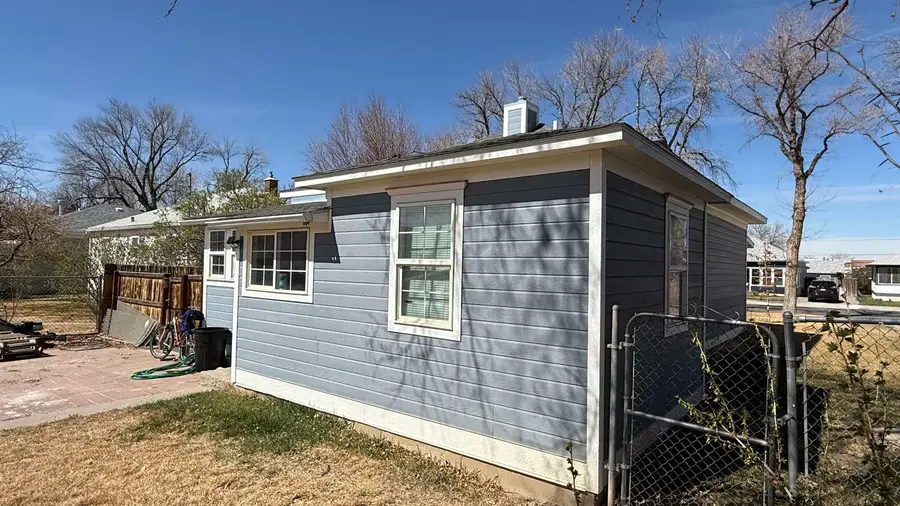 708 Culbertson Avenue, Worland, WY 82401 - #3