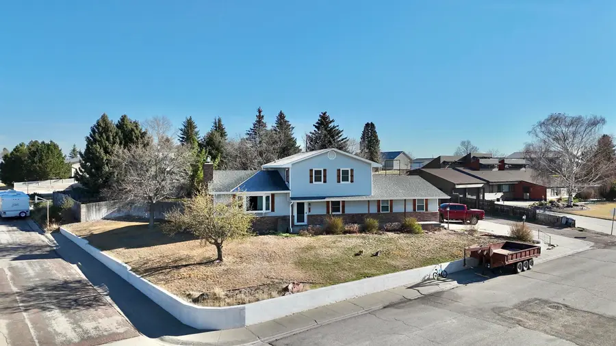 615 Lincoln Way, Lusk, WY 82225 - #2