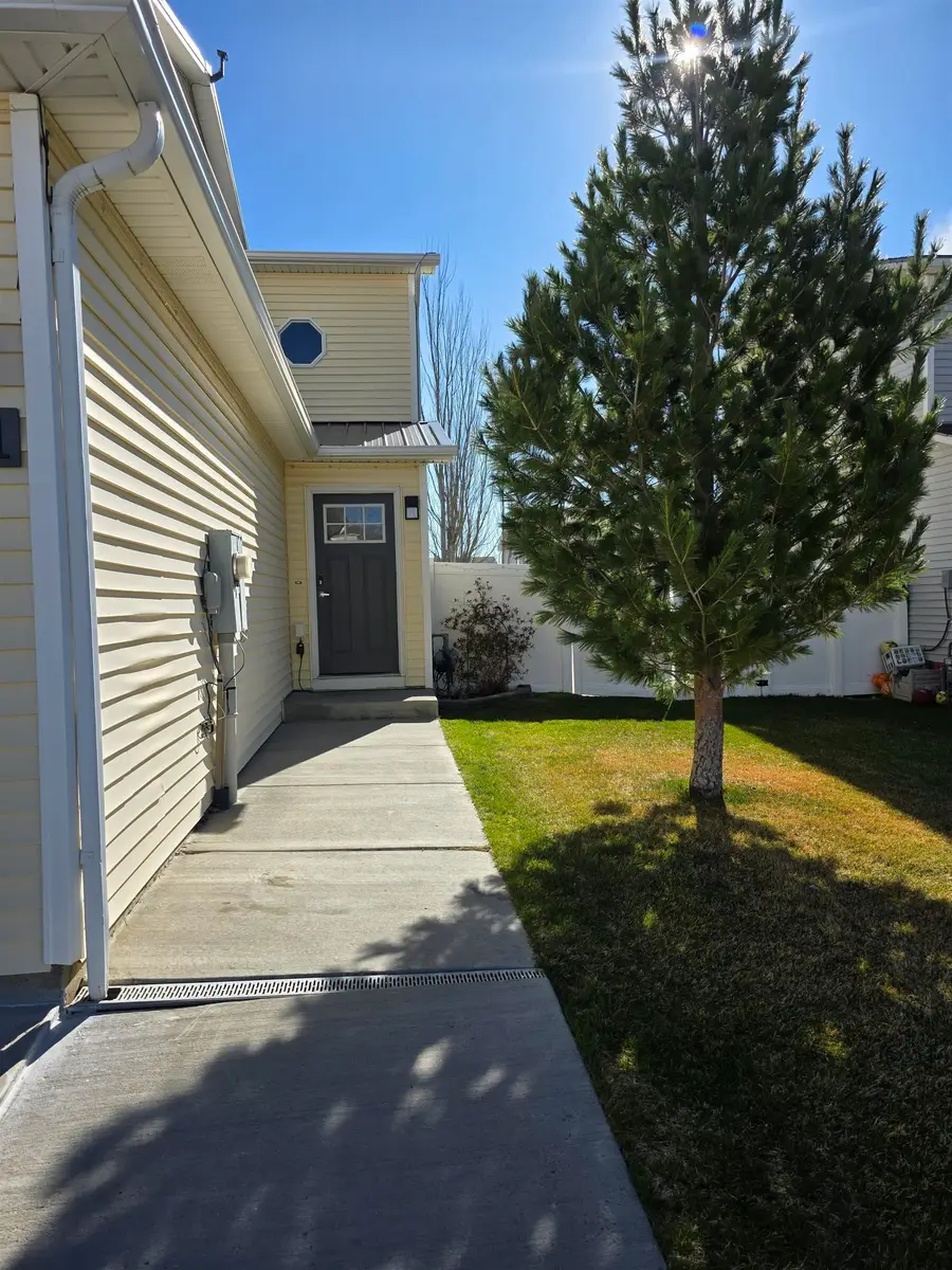 601 DINWOODY, Rock Springs, WY 82901-7906 - #2