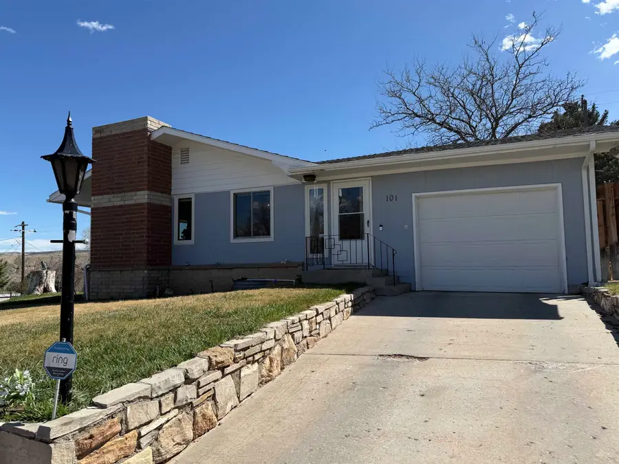 101 Sunset Avenue, Thermopolis, WY 82443 - #3