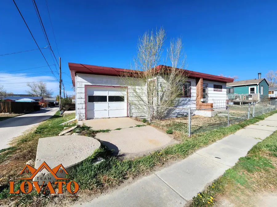 1030 E 17th, Casper, WY 82601 - #2