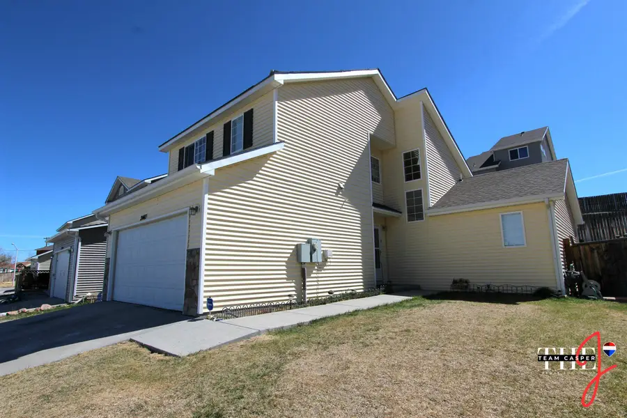 2463 Lennox Ave, Casper, WY 82601 - #3