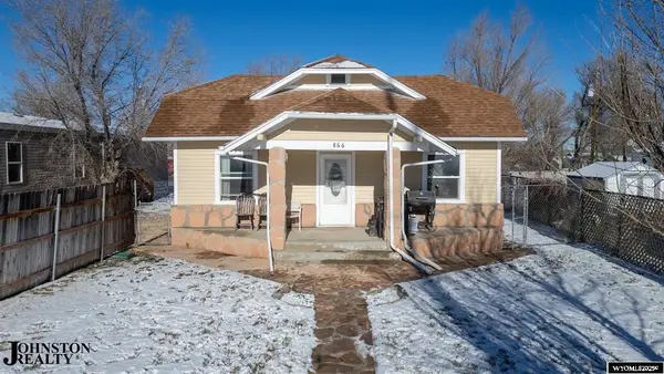 866 Iron, Evansville, WY 82636