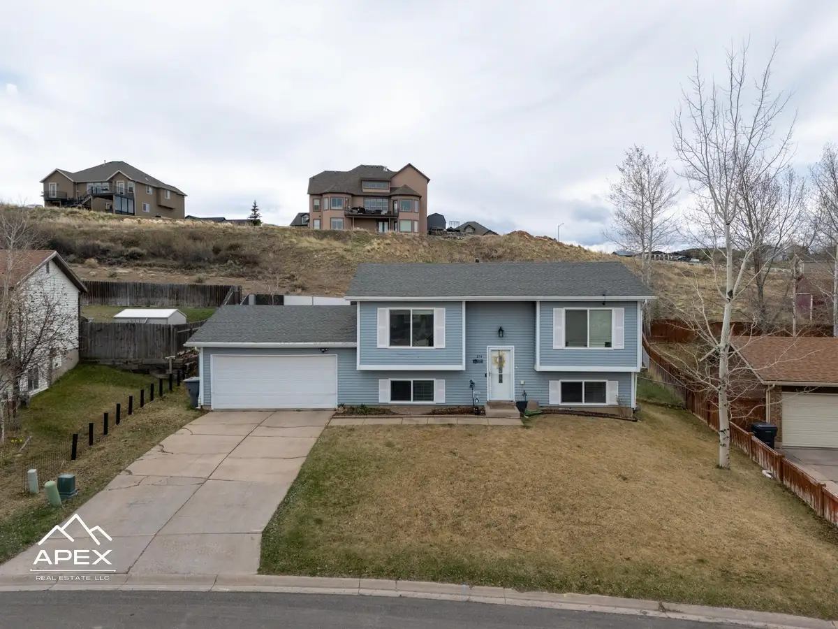 214 City View Dr, Evanston, WY 82930 - #1