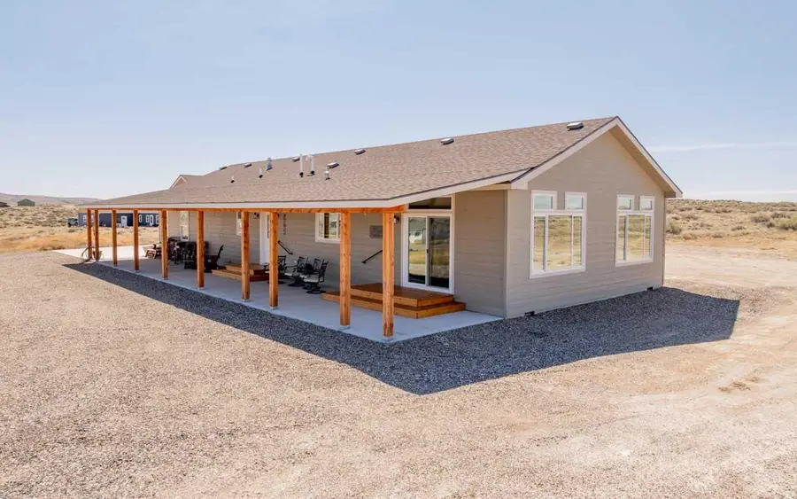 365 Broken Spoke Loop, Greybull, WY 82426 - #2