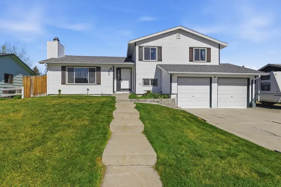 2834 Cherokee Lane, Casper, WY 82604 - #2