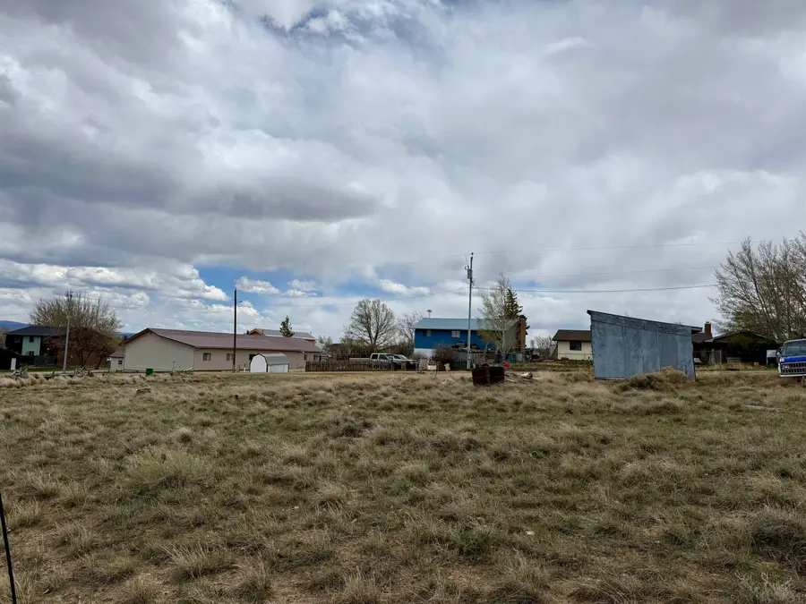 807 W Saratoga Avenue, Saratoga, WY 82331 - #3
