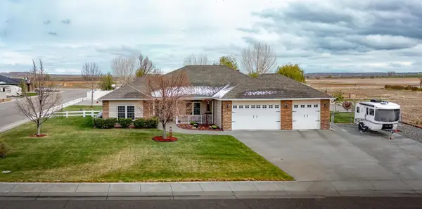 532 N Road 11, Worland, WY 82401