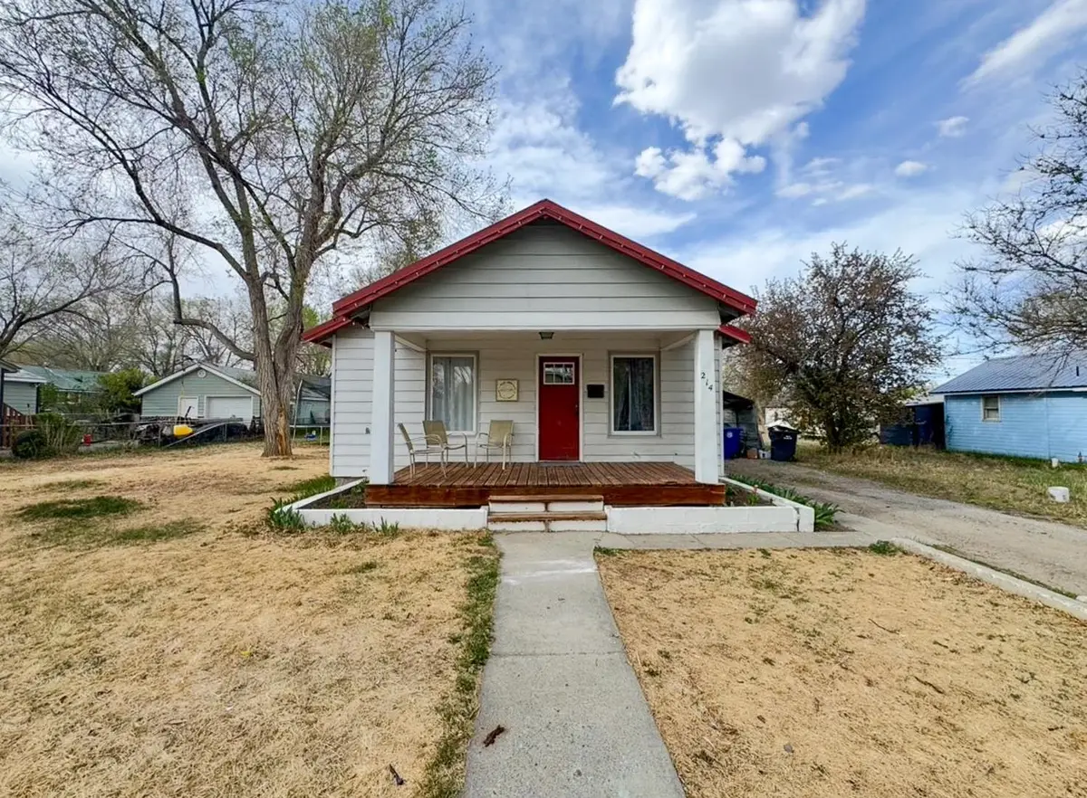 214 E Bell Avenue, Riverton, WY 82501 - #1