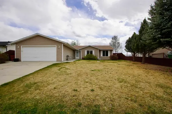 213 Bow Street, Douglas, WY 82633
