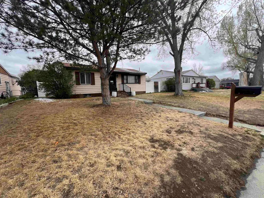 509 N 16th Street E, Riverton, WY 82501 - #3