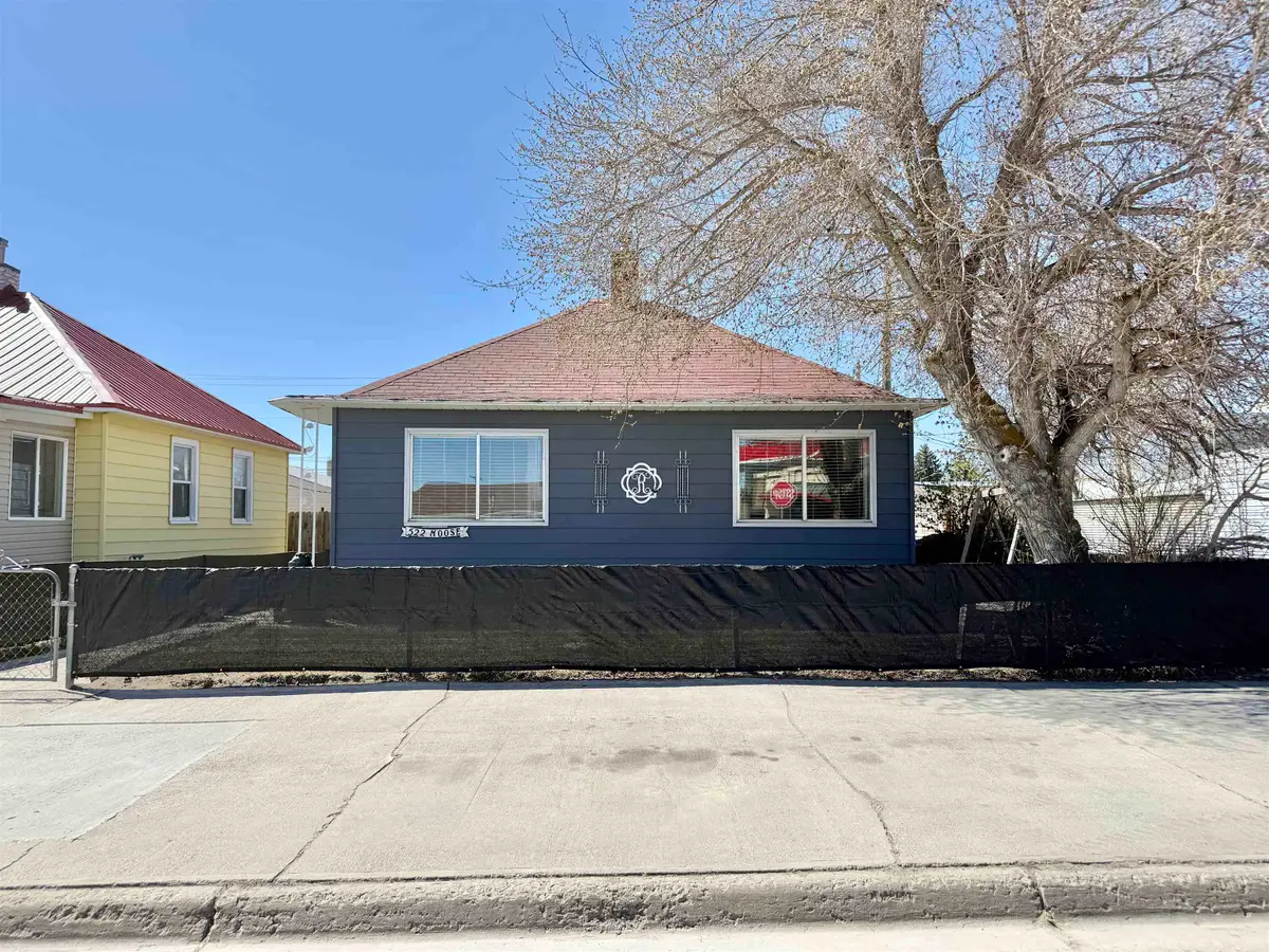 522 Moose St, Kemmerer, WY 83101 - #1