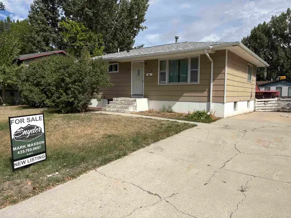 817 Yvonne Drive, Riverton, WY 82501