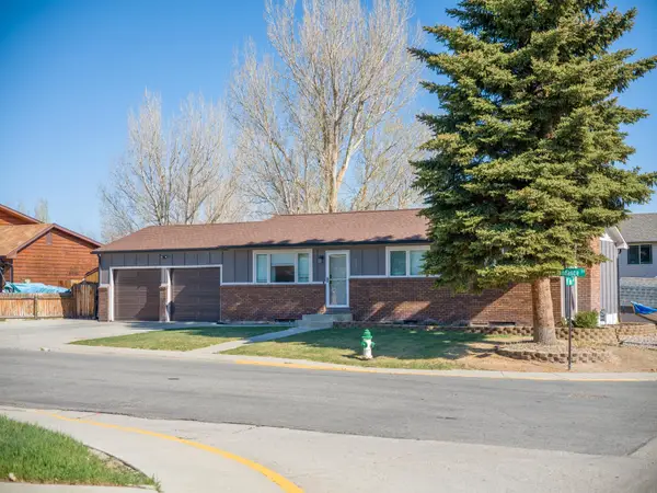 825 Sundance Drive, Green River, WY 82935