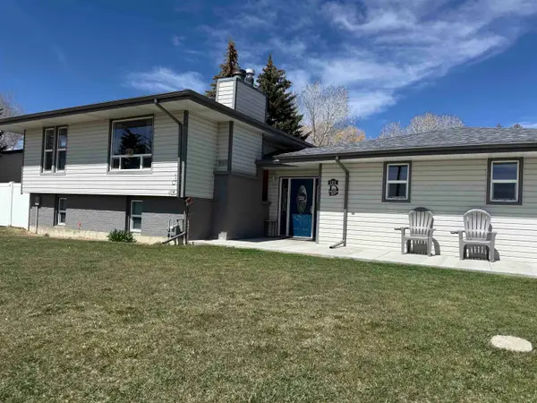 1301 5th West Court, Kemmerer, WY 83101