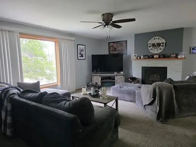 141 E Camino Del Rey St, Torrington, WY 82240 - #2