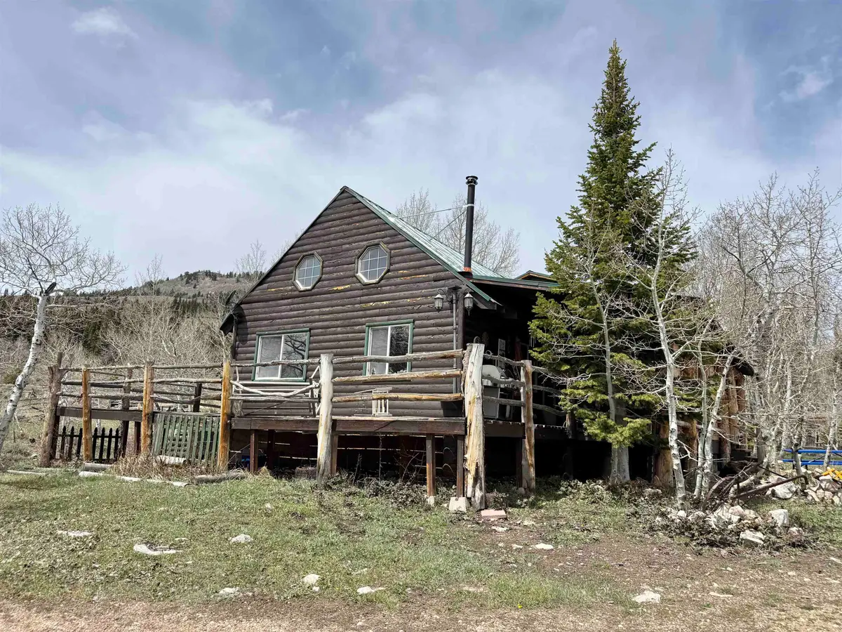 582 Porcupine Dr, Kemmerer, WY 83101 - #1