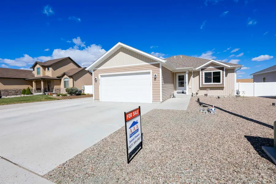 3727 Goshawk Dr, Rock Springs, WY 82901 - #2