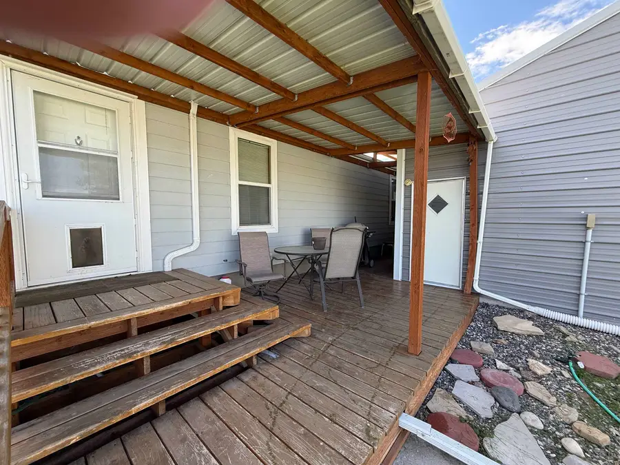 232 E Fremont Street, Thermopolis, WY 82443 - #3