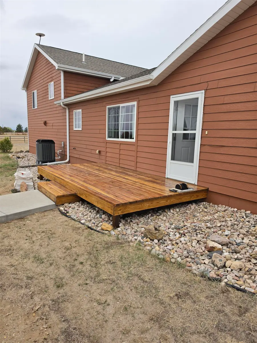 511 Valley View Drive Dr, Torrington, WY 82240 - #3