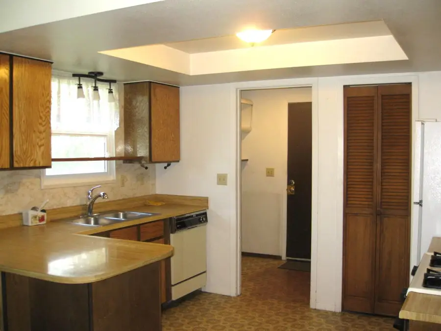 200 Oak Street, Evanston, WY 82930 - #3