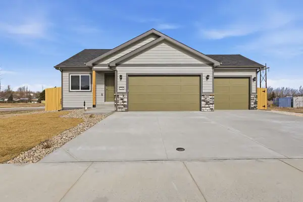 4706 Shale Circle, Mills, WY 82604