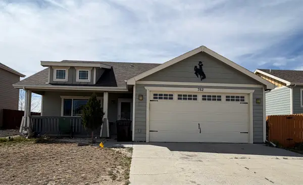 762 Whipsaw Dr, Evansville, WY 82636