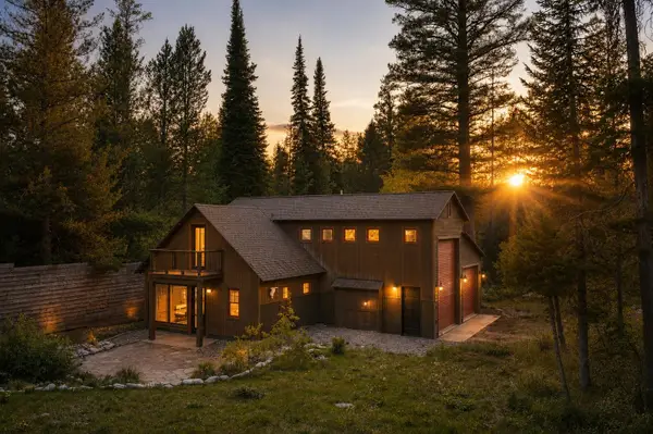 386 spruce Street, Alpine, WY 83128