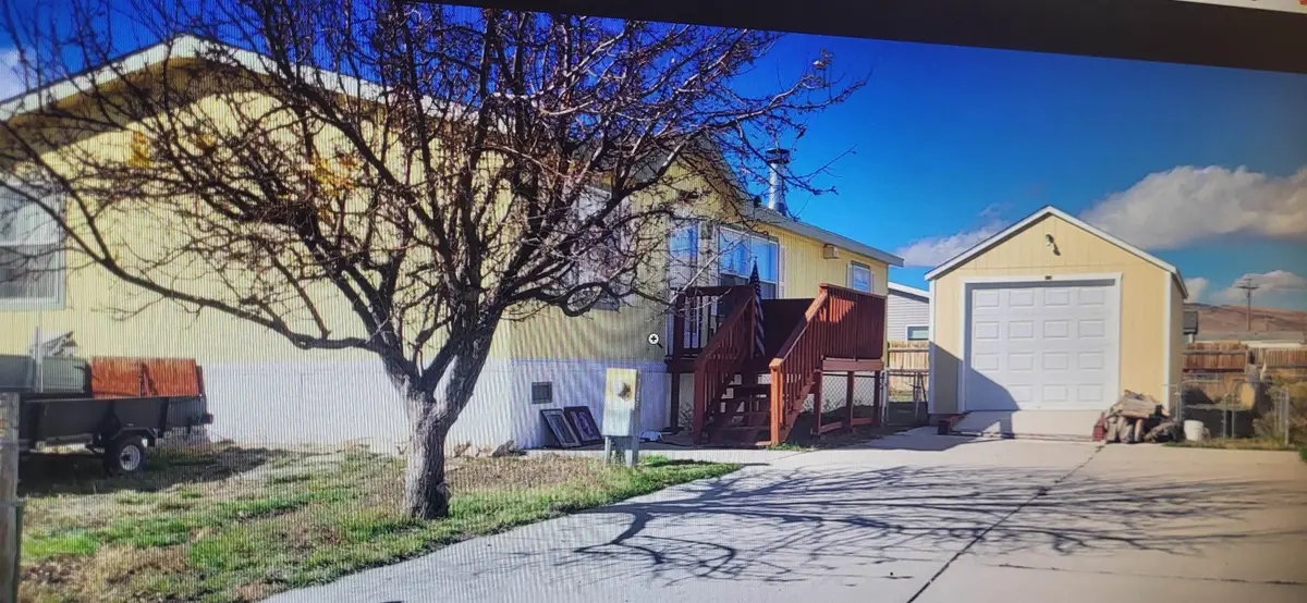 805 Apple Street, Rawlins, WY 82301 - #1