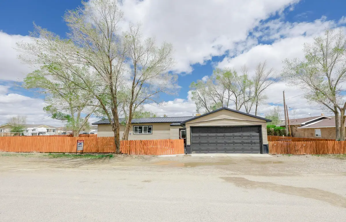 585 Highland Avenue, Green River, WY 82935 - #1