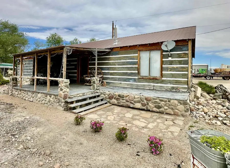 1318 Lane 12 1/2, Worland, WY 82401-9999 - #2