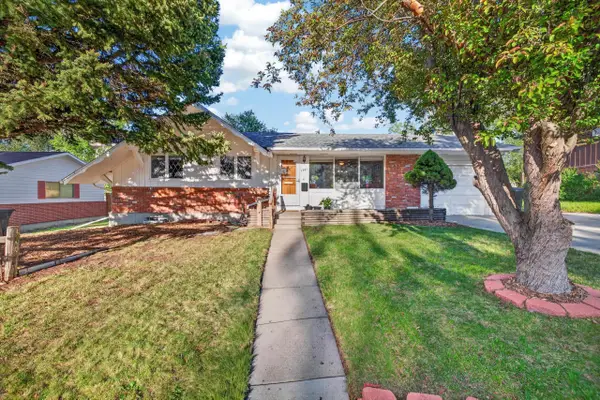 1361 Glenaire Dr, Casper, WY 82609