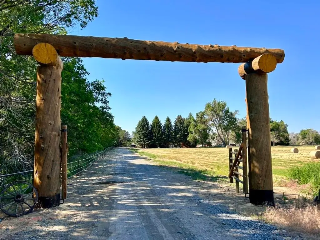 1002 Lane 11 1/2, Powell, WY 82435 - #1