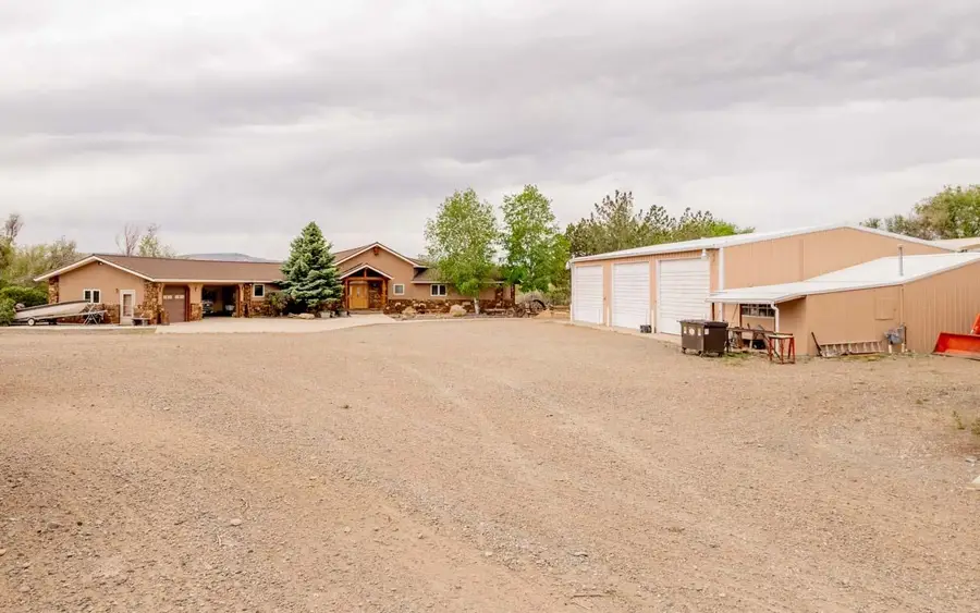 1002 Lane 11 1/2, Powell, WY 82435 - #3