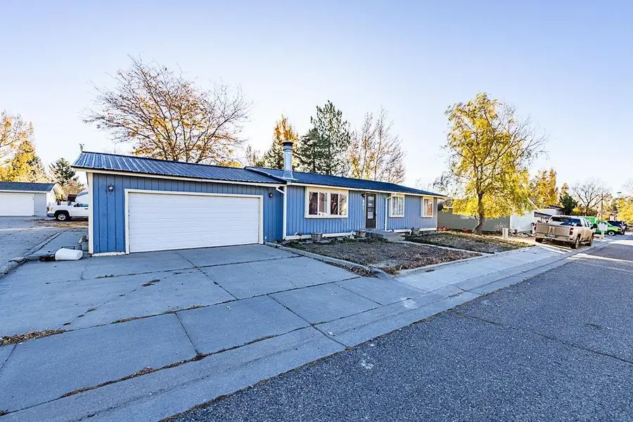 902 Valley Street, Rock Springs, WY 82901 - #3