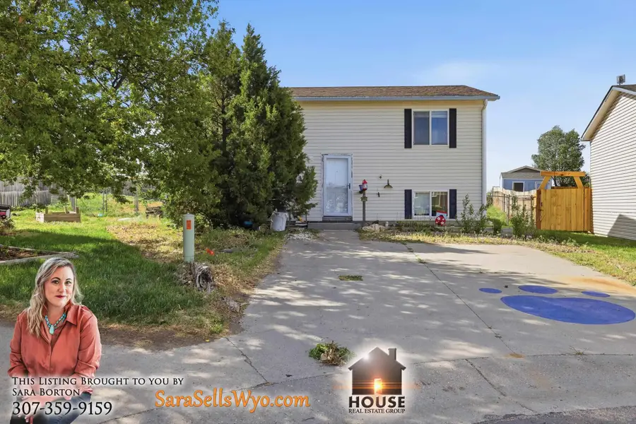 619 Osburn Drive, Douglas, WY 82633 - #2