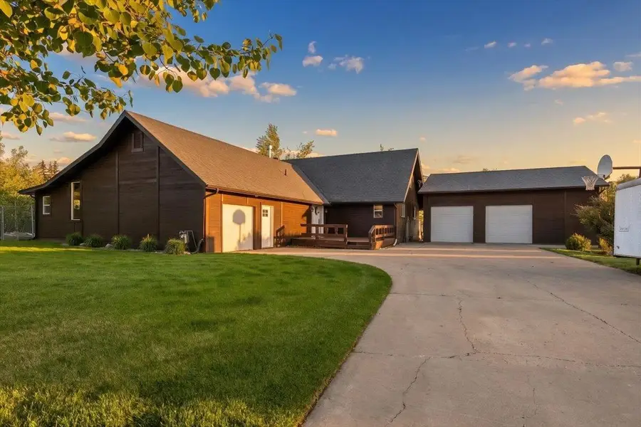 201 Broken Circle Dr, Evanston, WY 82930 - #2