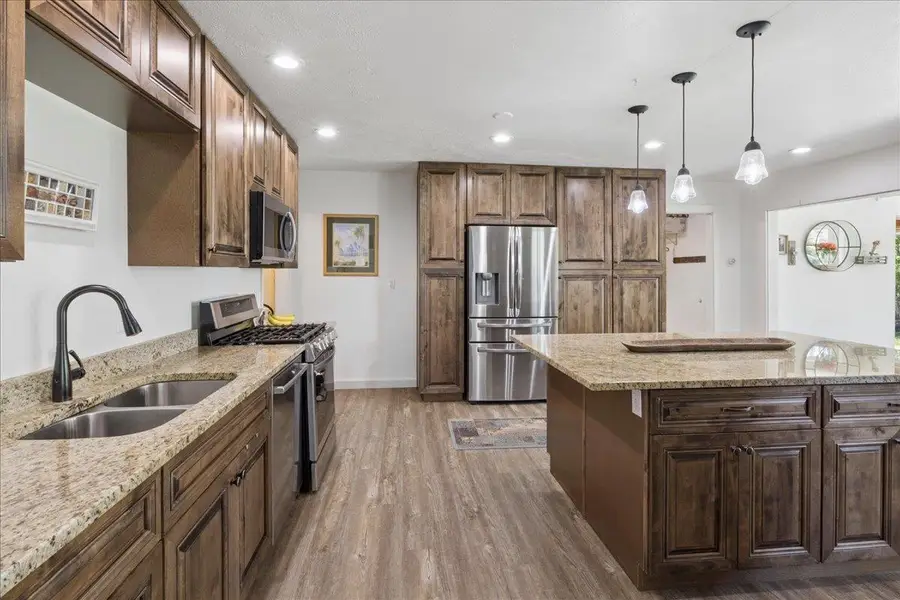 201 Broken Circle Dr, Evanston, WY 82930 - #3