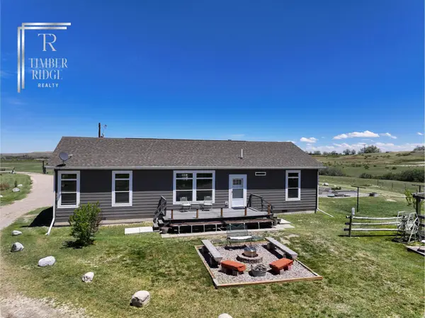 13601 US Hwy 287, Lander, WY 82520