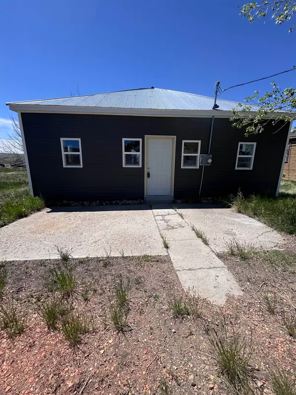 707 4th, Hanna, WY 82327