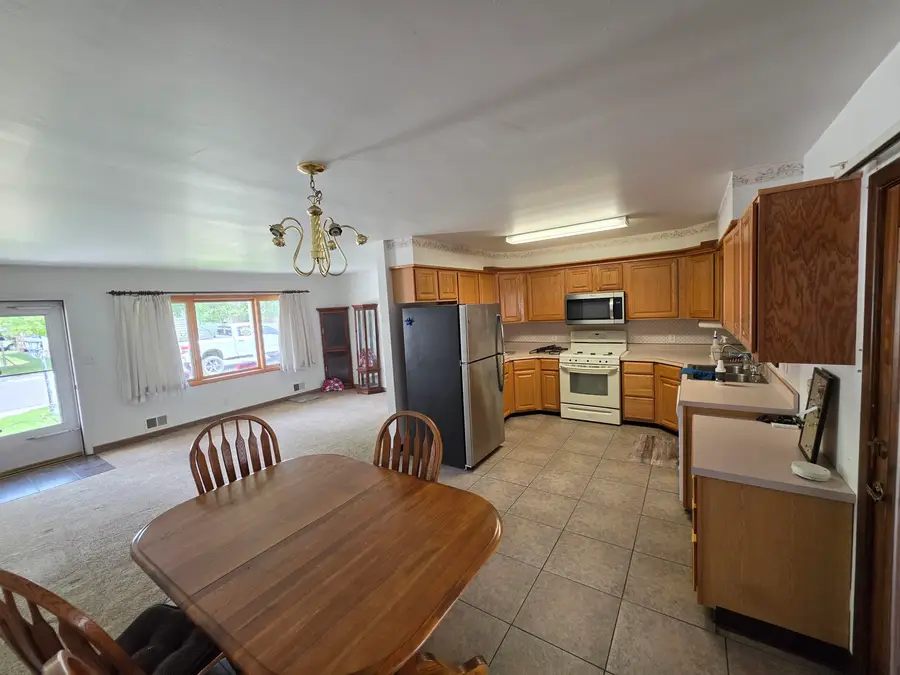 1006 Elk Dr, Riverton, WY 82501 - #2